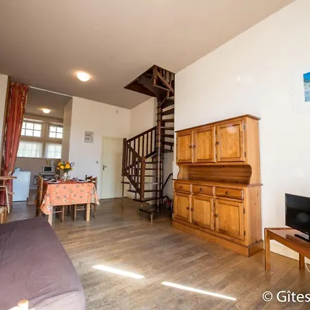 بيت للعطل Gite Espinchal, 4 Pieces, 5 Personnes - Fr-1-630-98